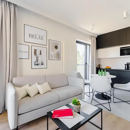 Sunrise Shellter - Rogowo 公寓